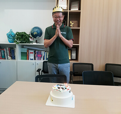 Happy Birthday to Qingdao I-Flow Founder Owen Wang