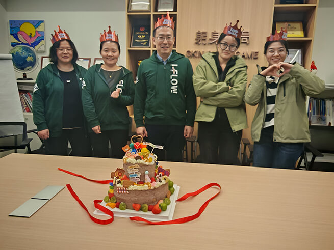 Celebrating December Birthdays at I-FLOW